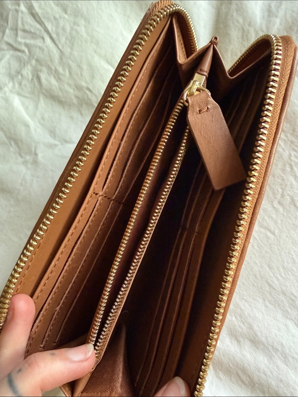 Quince Brown Woven Zip-Around Card Holder Wallet - Picture 5 of 5
